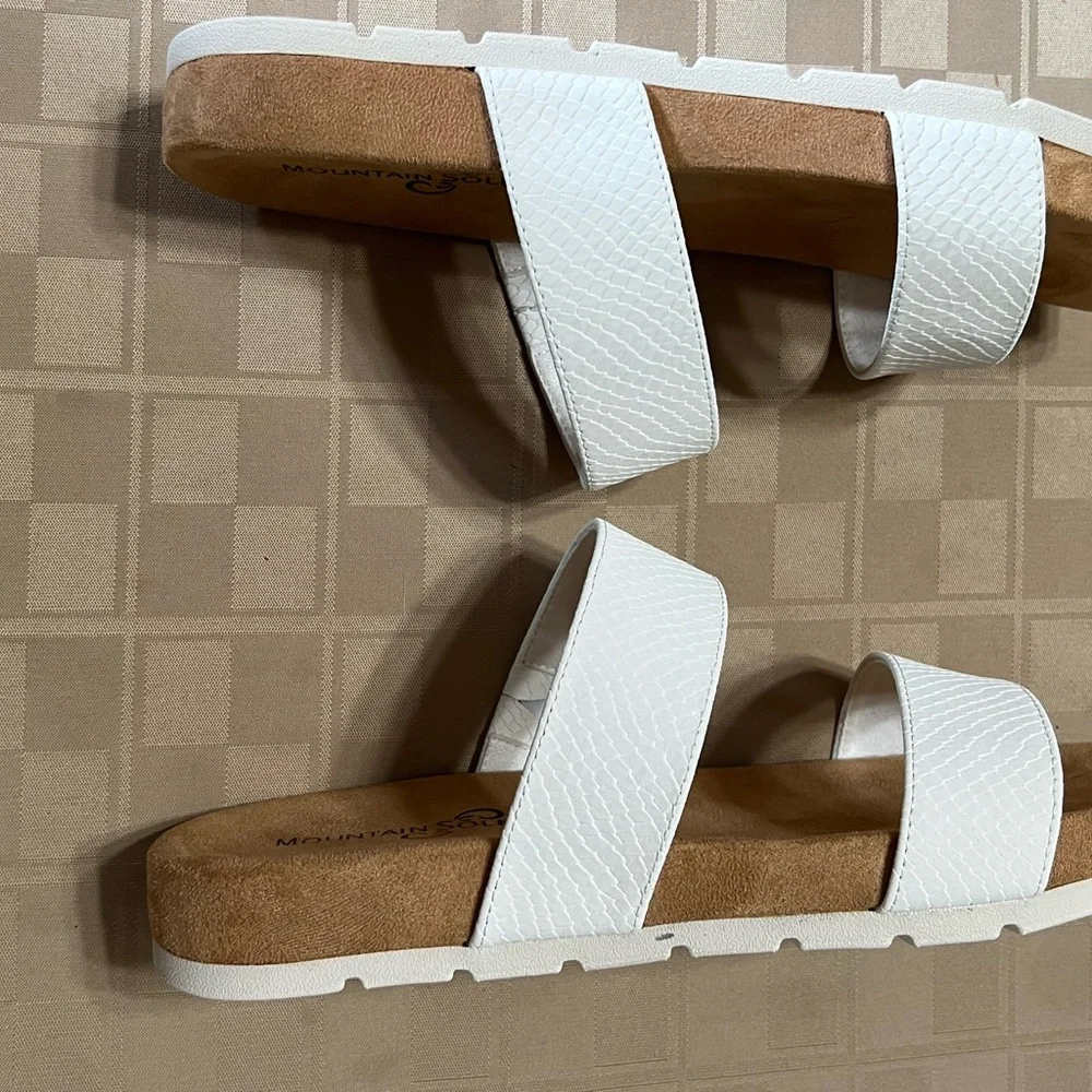 Mountain Sole Sintetico Womens Size 9M Slip-on White Sandal New With Box EU 40.5